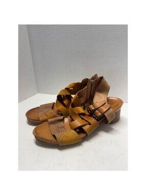 Casta Tan Leather Gladiator Block Heel Sandals Made in Portugal Size 40 9